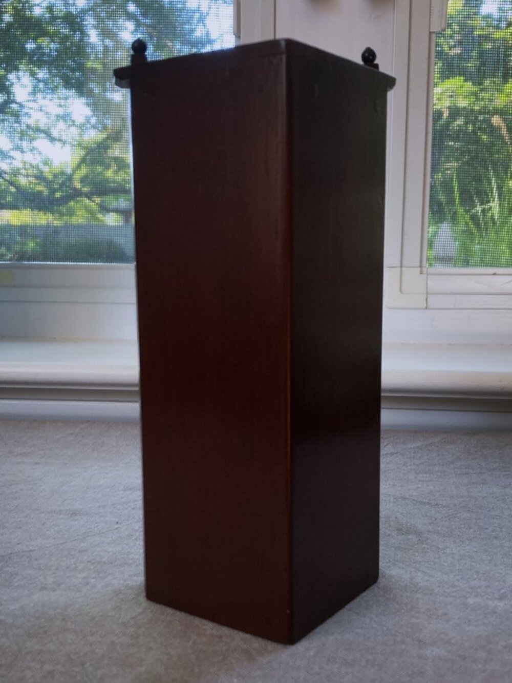 Dollhouse Miniature Corner Cabinet Mahogany Sonia Messer Imports, Colombia - Picture 7 of 10